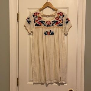 Sundress with great detail and flower stitching